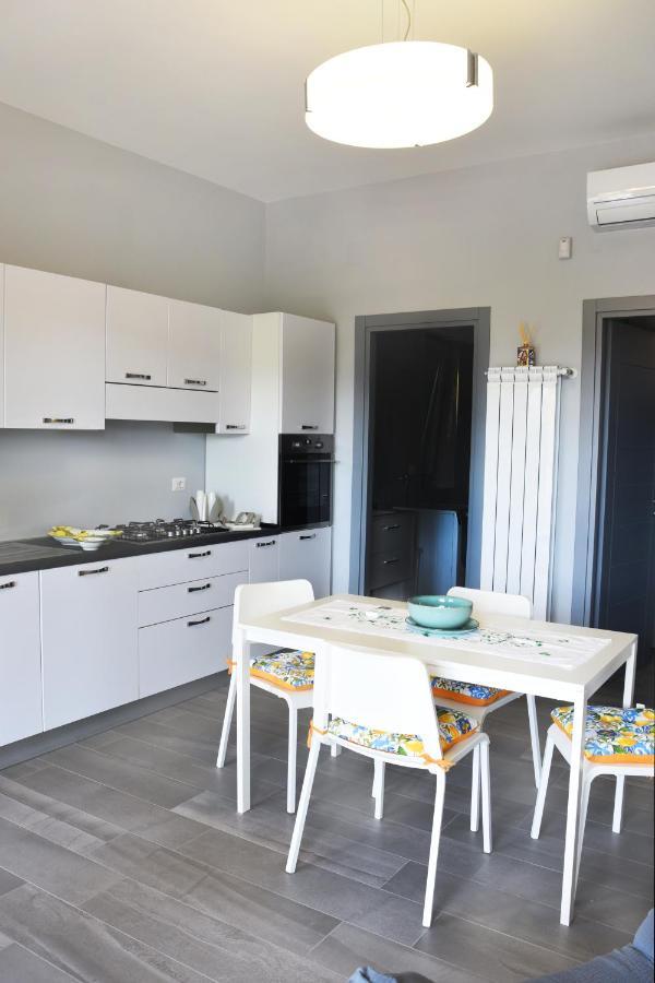Aa Residence - Free Private Parking Sarno Bagian luar foto
